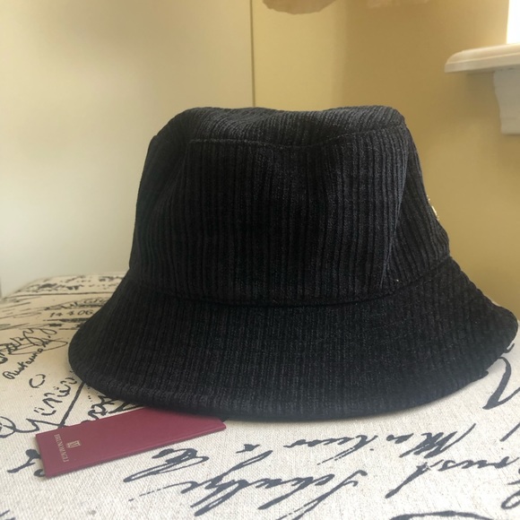 NWT Brunomagli Corduroy Bucket Hat - Picture 3 of 4
